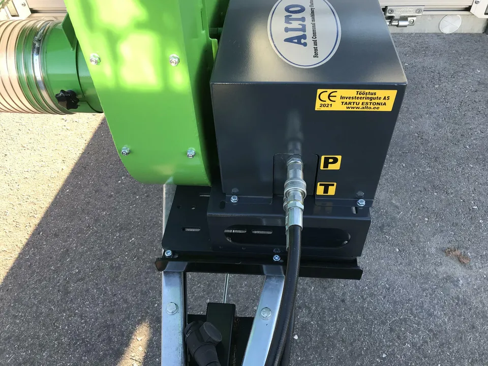 Vysavač listí ALTO EP-530 HYDR